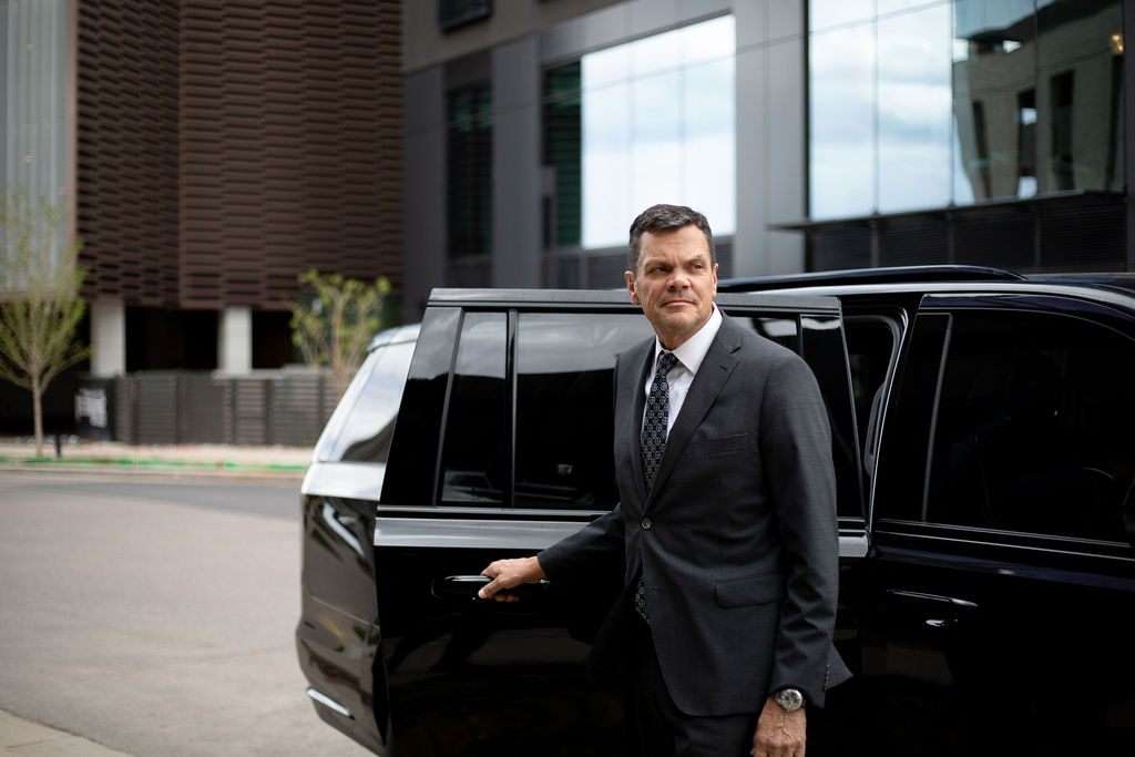 The Executive Assistant’s Guide to Corporate Ground Transportation in Denver